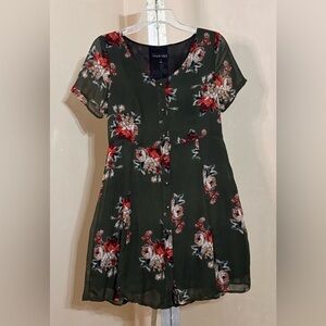 Mary & Mabel Floral Green Dress with Brass buttons Sz Small